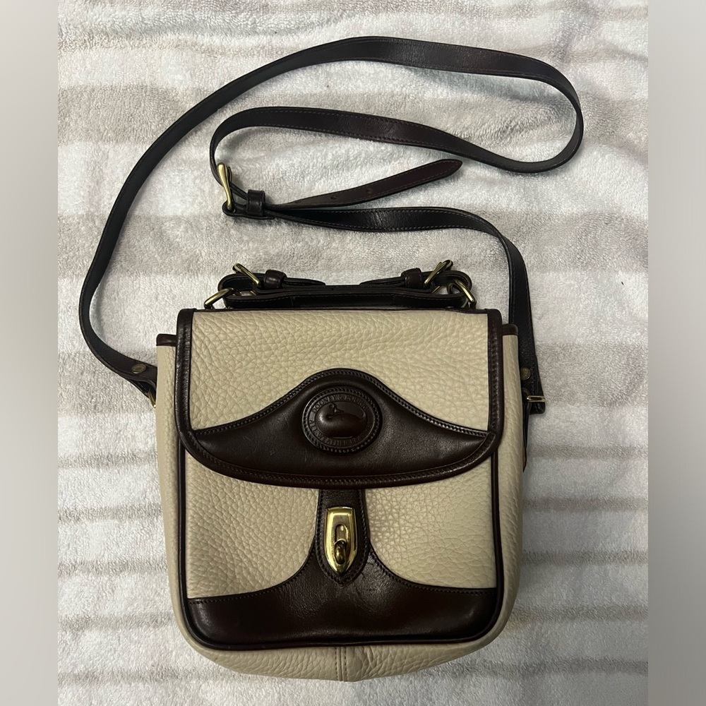 Authentic Vintage Dooney & Bourne Purse